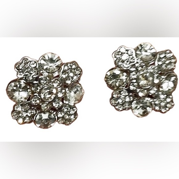 unbranded Jewelry - Vintage 1960’s Square Clip-On .7” Crystal Earrings Women’s Formal & Casu…